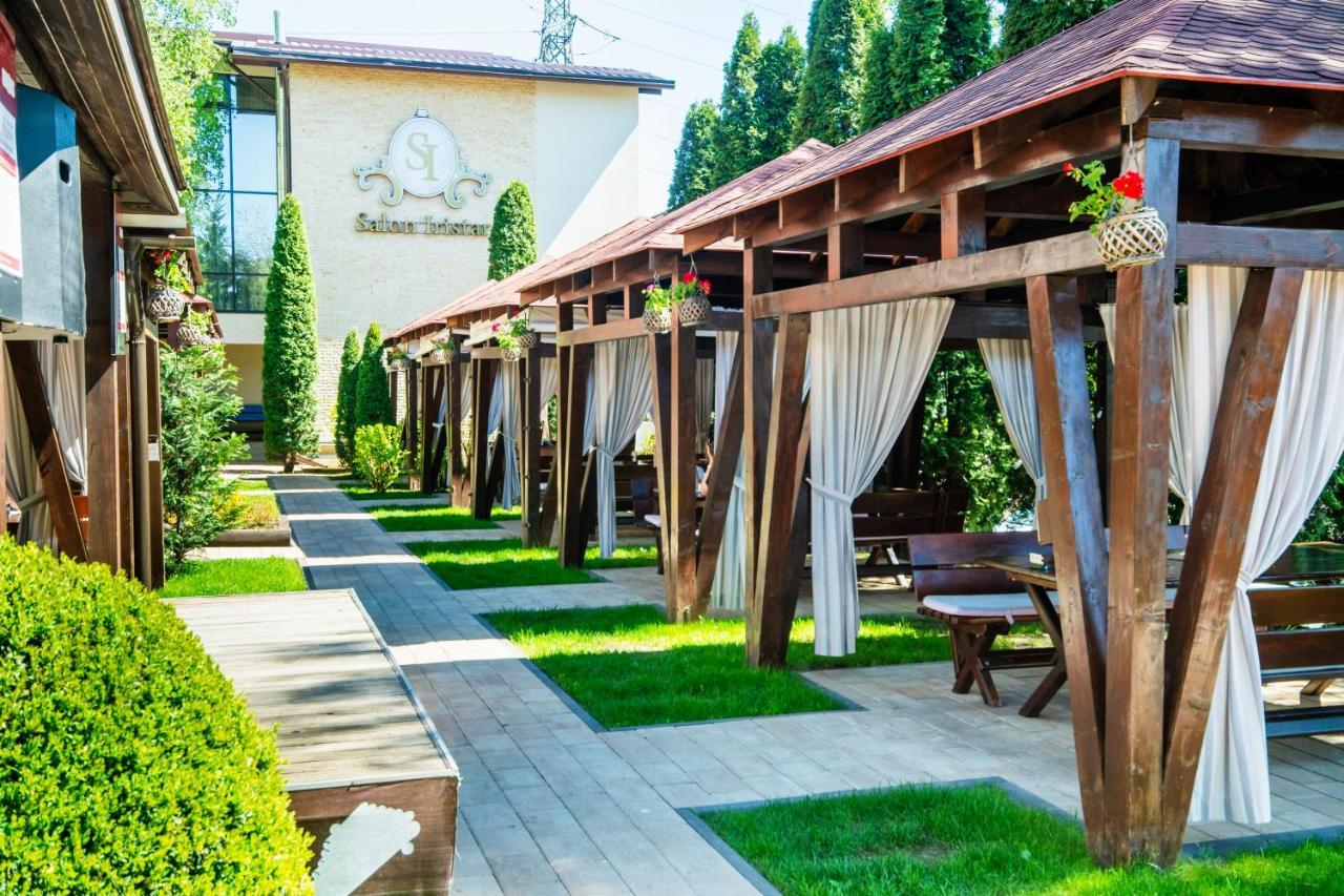 Pensiunea Iristar Hotel